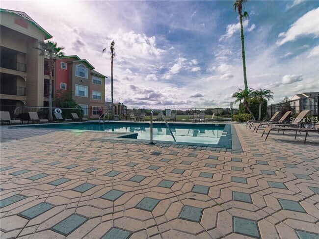 Building Photo - 2212 Grand Cayman Ct
