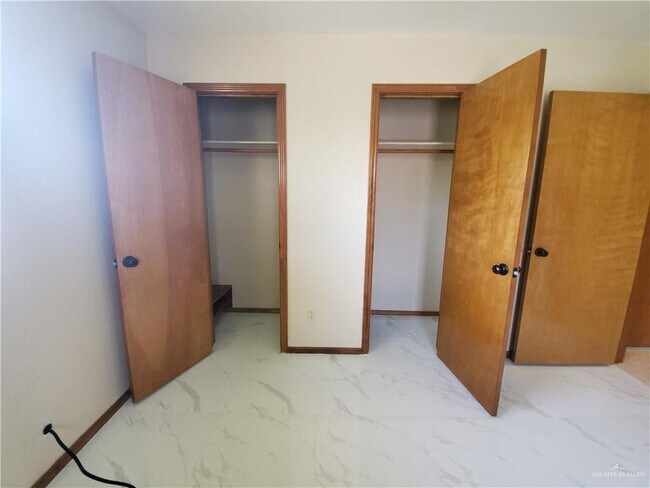 Building Photo - 17 N 32nd St