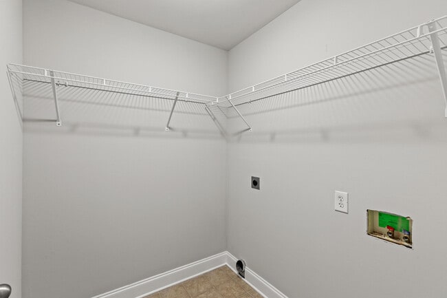 Building Photo - 2505 Eastway Dr