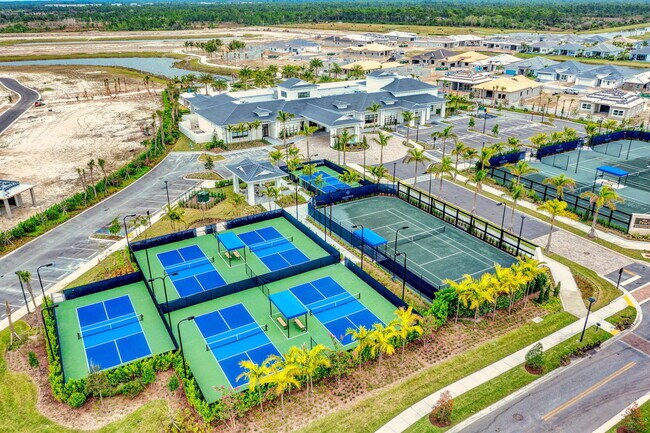 Building Photo - 9901 Regency Wy