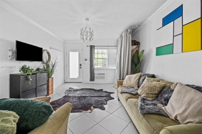 Building Photo - 330 74th St