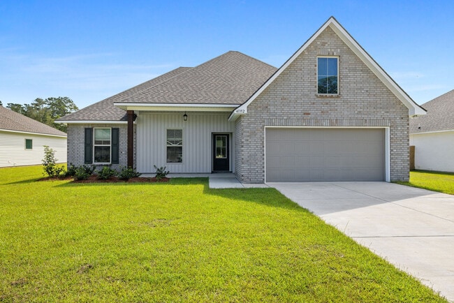 Primary Photo - 41352 Rosewood Ln