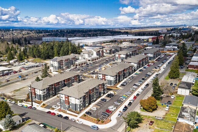 Waterview Crossing Apartments Des Moines, WA Apartment