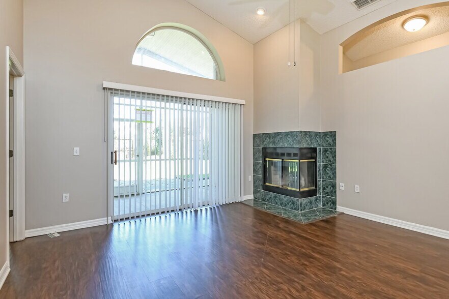 Building Photo - 11756 Hatcher Cir