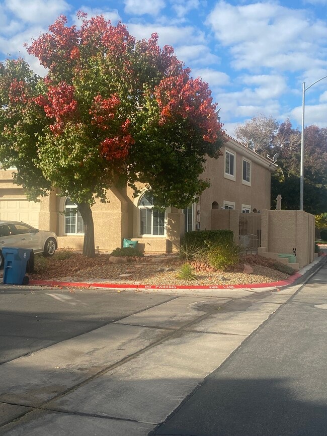 Building Photo - 9607 Blue Calico Dr