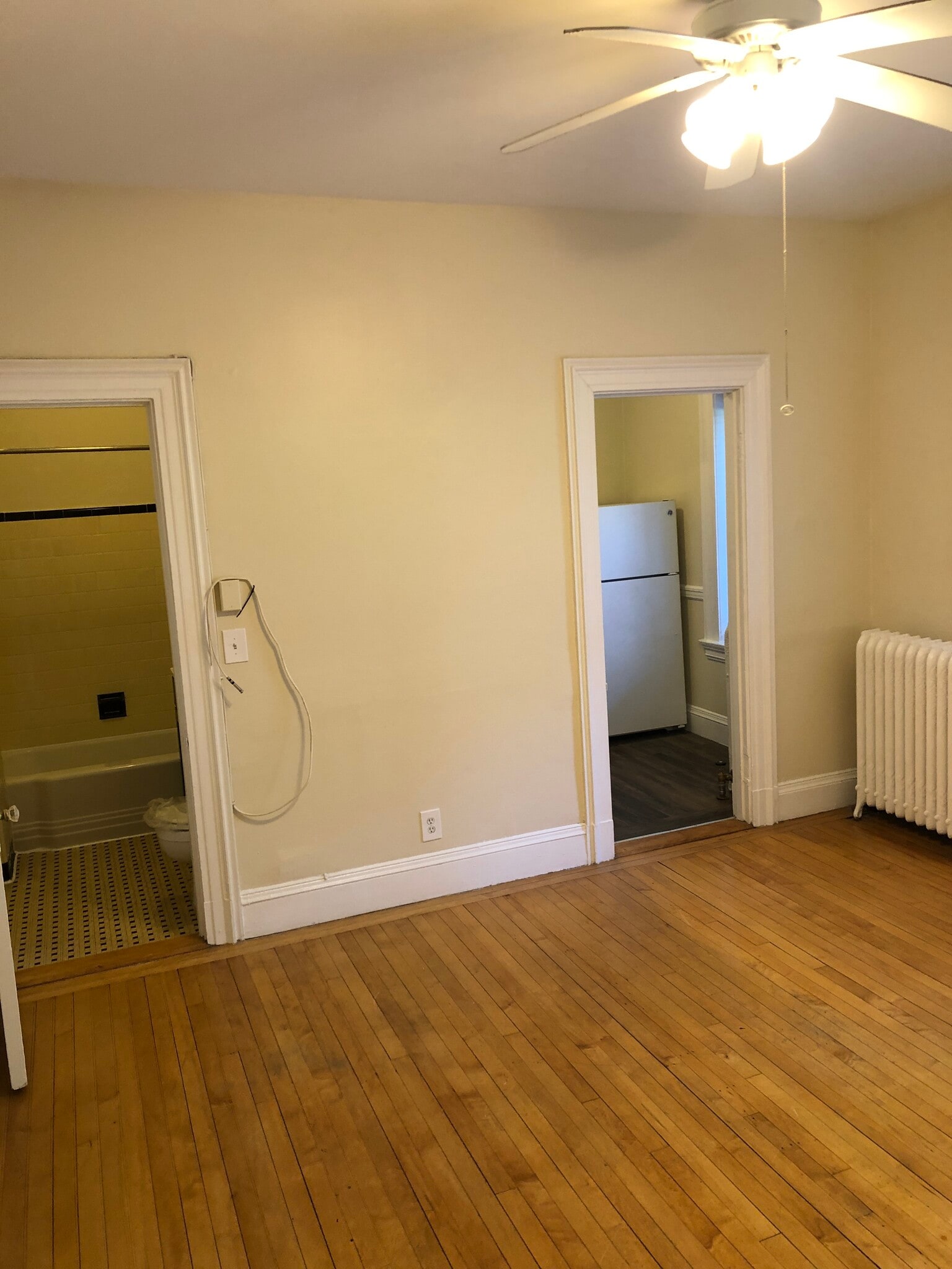 Building Photo - 1470 Beacon St