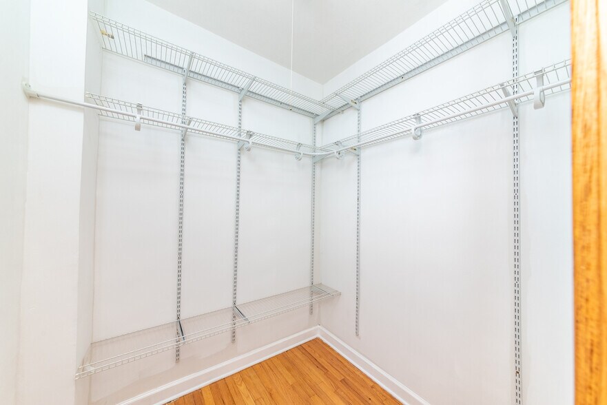 Building Photo - 4255 N Campbell Ave