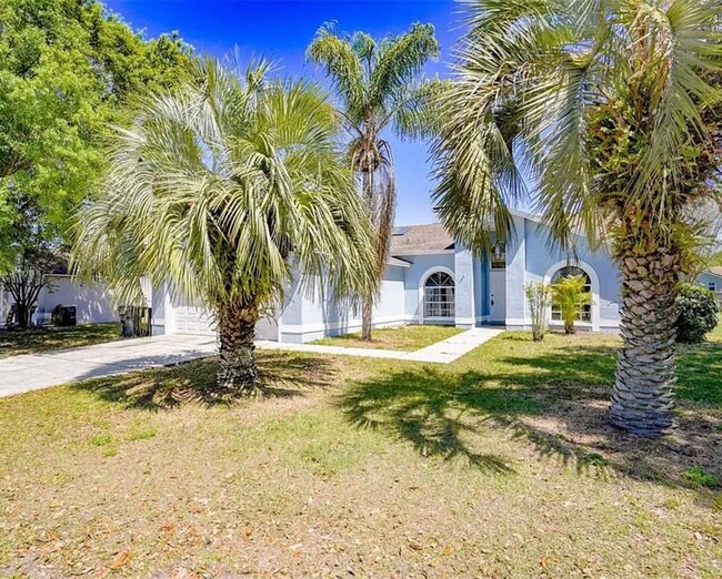 Primary Photo - 5126 Martinique Dr