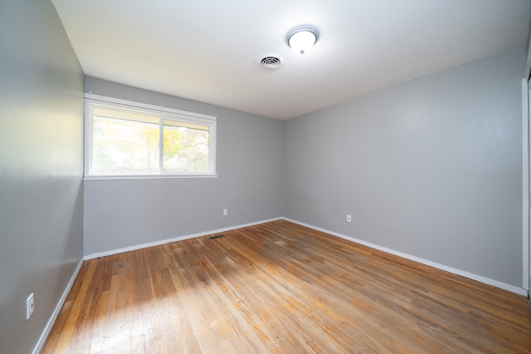 Building Photo - 3512 East Ben Burr Boulevard