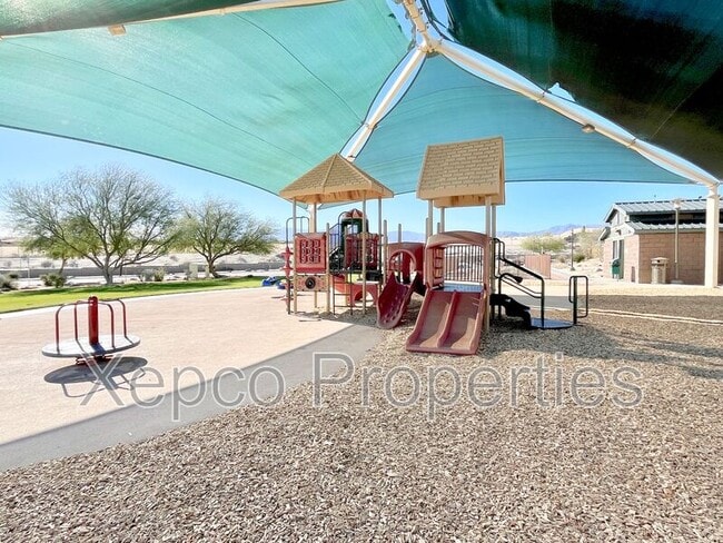 Building Photo - 41425 Penn Dr