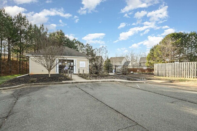 Building Photo - 149 Kingston Drive