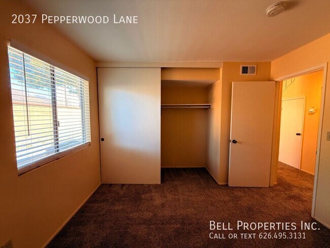 Building Photo - 2037 Pepperwood Ln