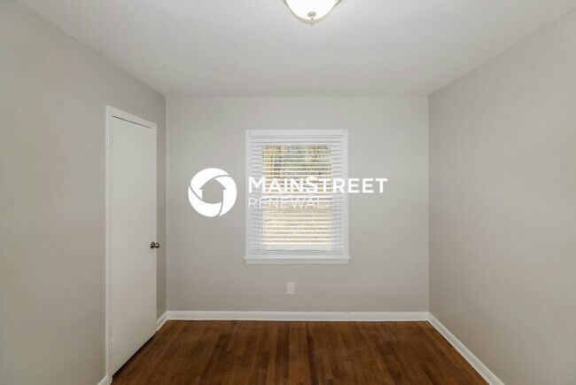Building Photo - 4 Bedroom Pet-Friendly Home in Memphis, TN...