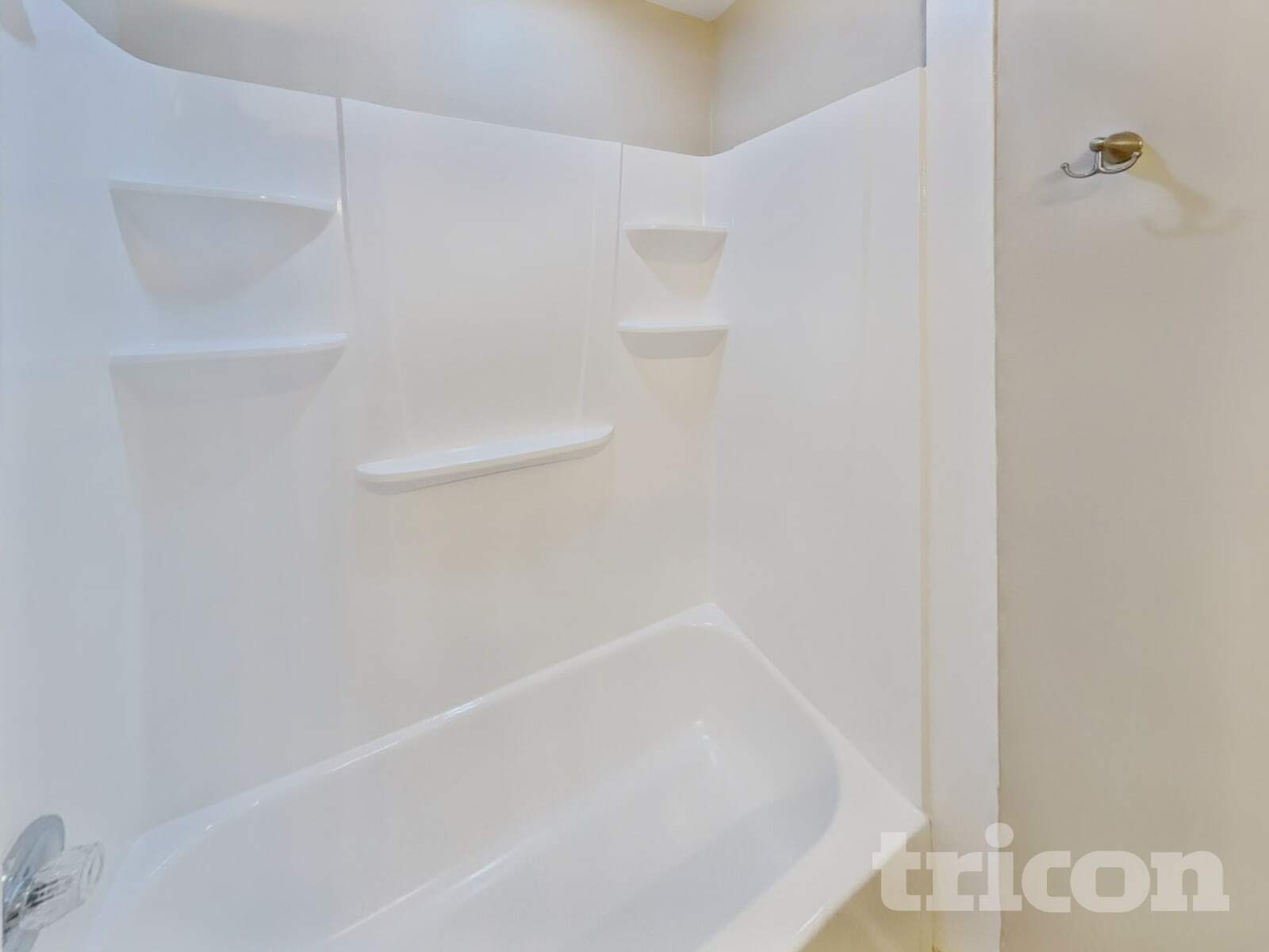 Building Photo - 622 Meadowview Dr