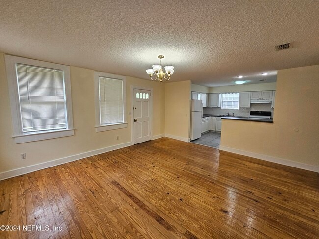 Building Photo - 3660 Rosemary St