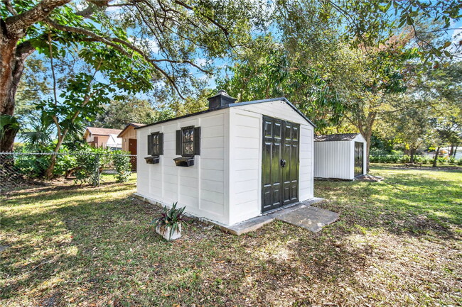 Building Photo - 9790 SW 136th St
