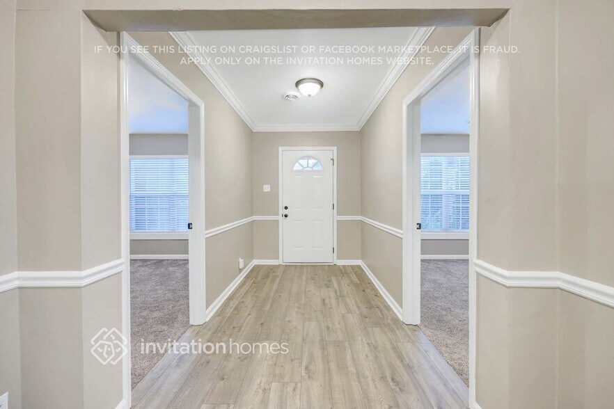 Building Photo - 337 Moncrief Ave