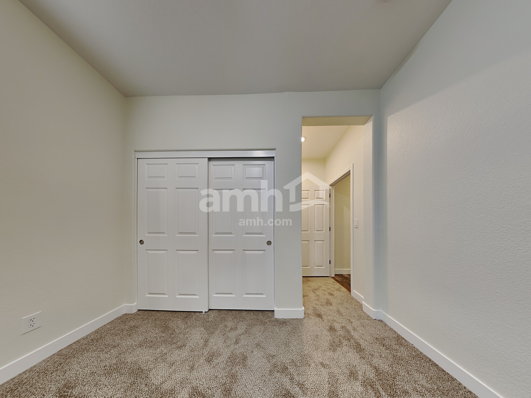 Building Photo - 7956 Dell Ridge Ave.