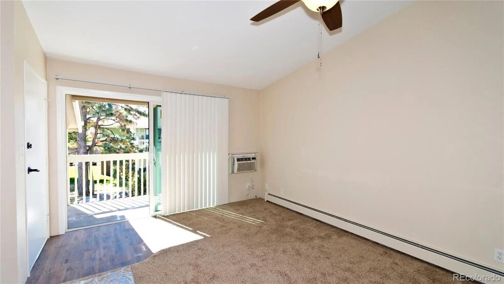 Primary Photo - 532 Oakwood Dr