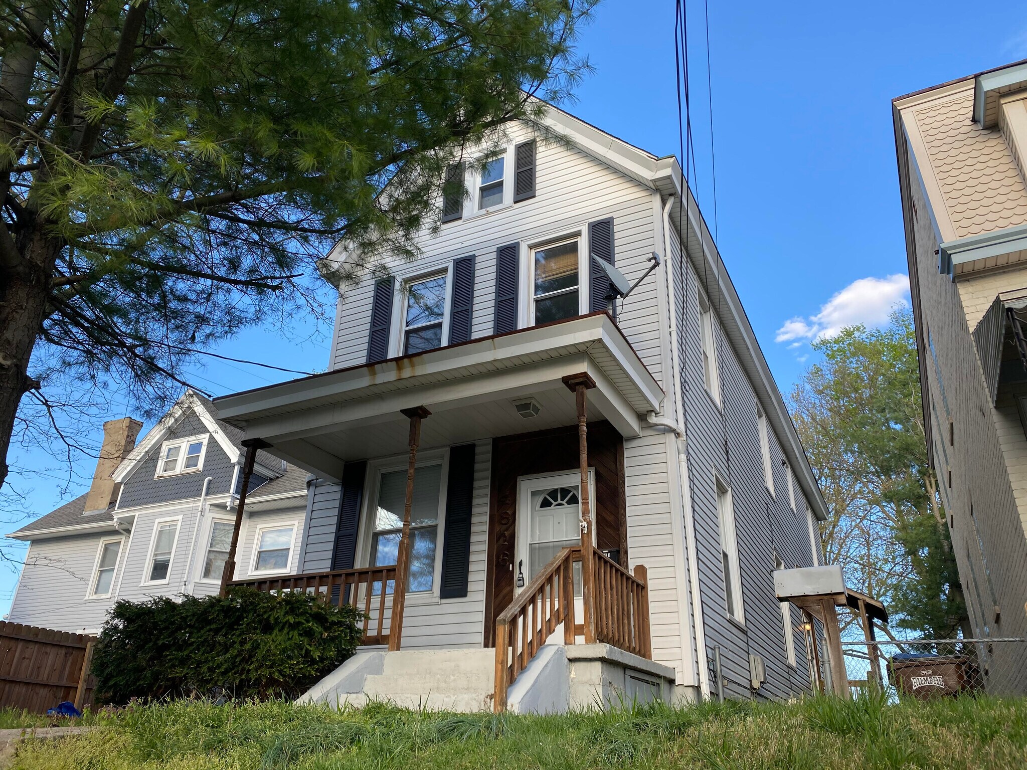 Building Photo - 4816 Myrtle Ave