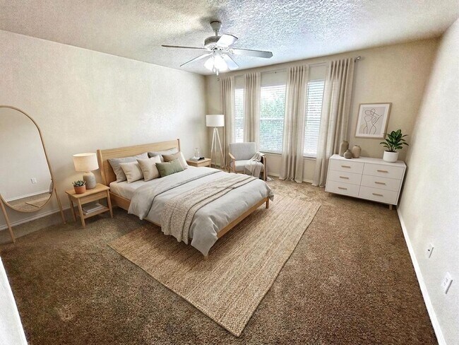 Building Photo - *MOVE IN SPECIAL* Move-In Ready | Washer & Dryer Included + Google Fiber Located Near UTSA!