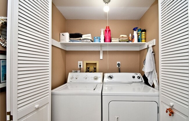 Building Photo - 3BR Townhome (Tapestry) with COUNCIL ROCK ...