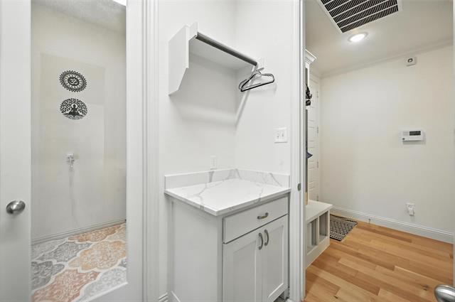Building Photo - 9408 Redstart Ln