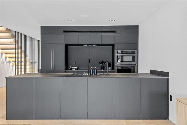 Building Photo - 3786 NE 167th St