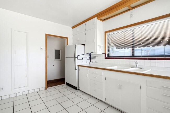 Building Photo - 1718 W 3300 S