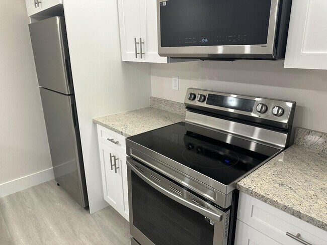 Building Photo - 7307 73rd Way