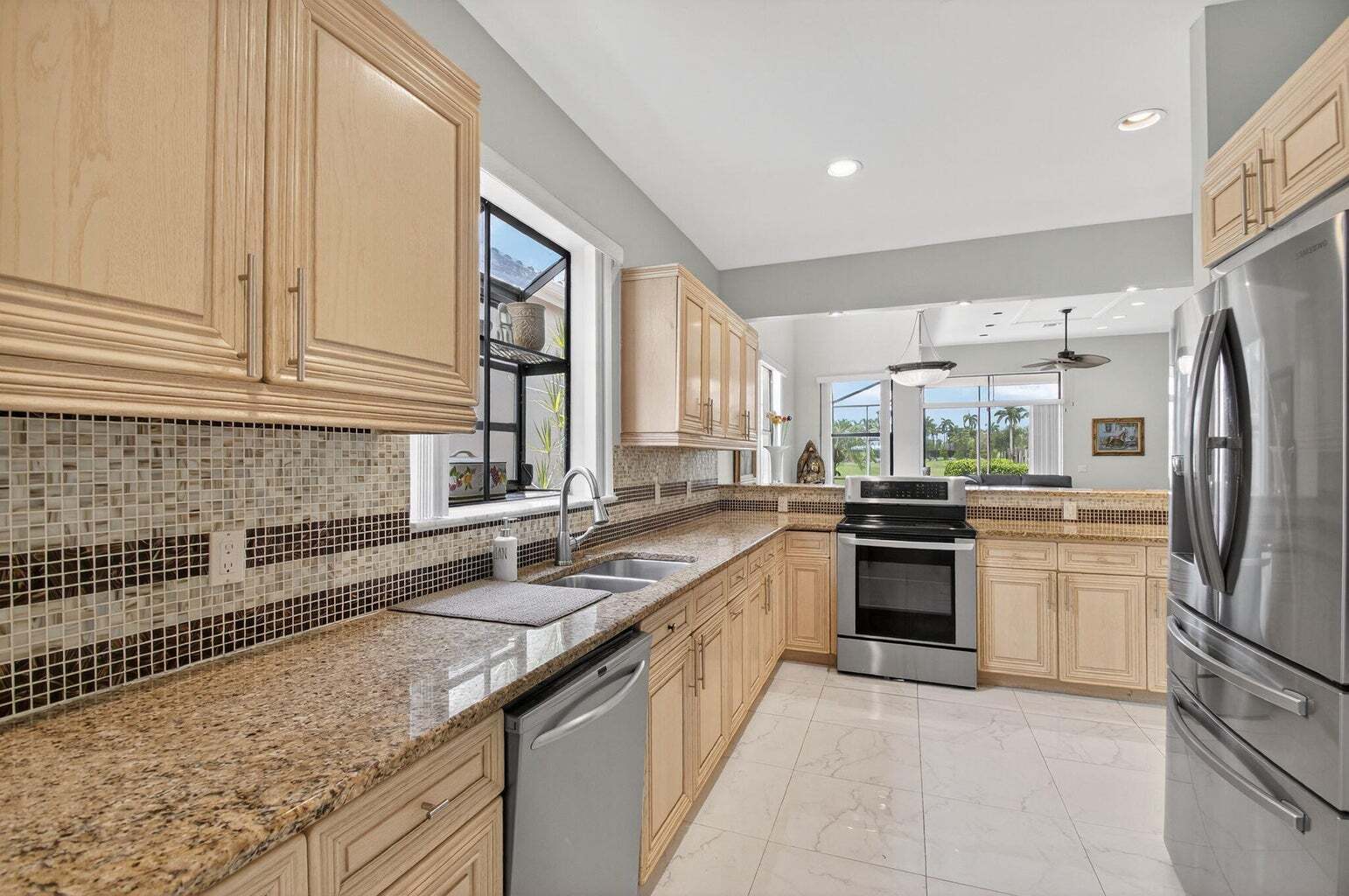 Building Photo - 4465 Barclay Fair Way