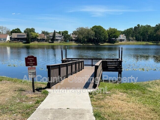 Building Photo - 2548 Grassy Point Dr