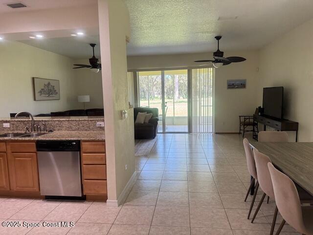 Building Photo - 3667 Sawgrass Dr