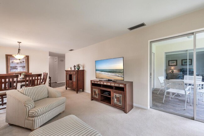 Building Photo - 241 Palm River Blvd