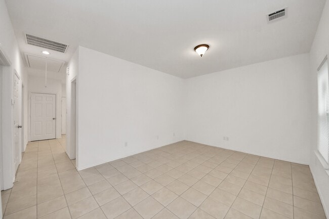 Building Photo - 9210 Wheatley St