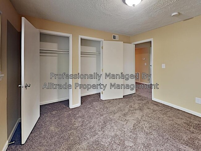 Building Photo - 1519 Crums Ln