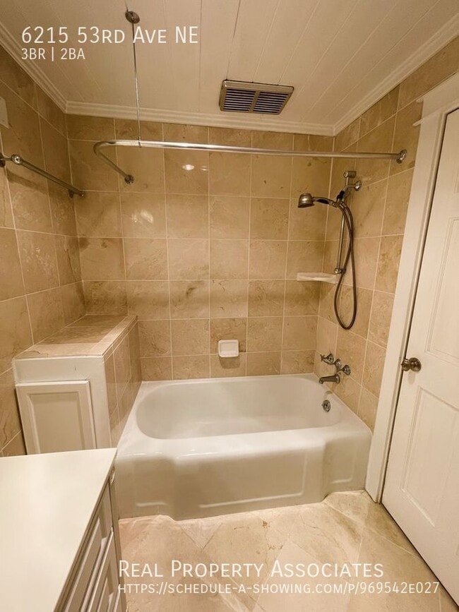 Building Photo - 6215 53rd Ave NE