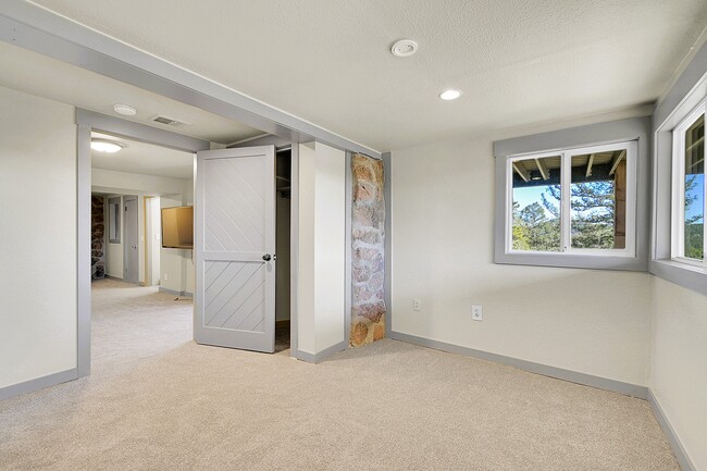 Building Photo - 11845 US Hwy 285