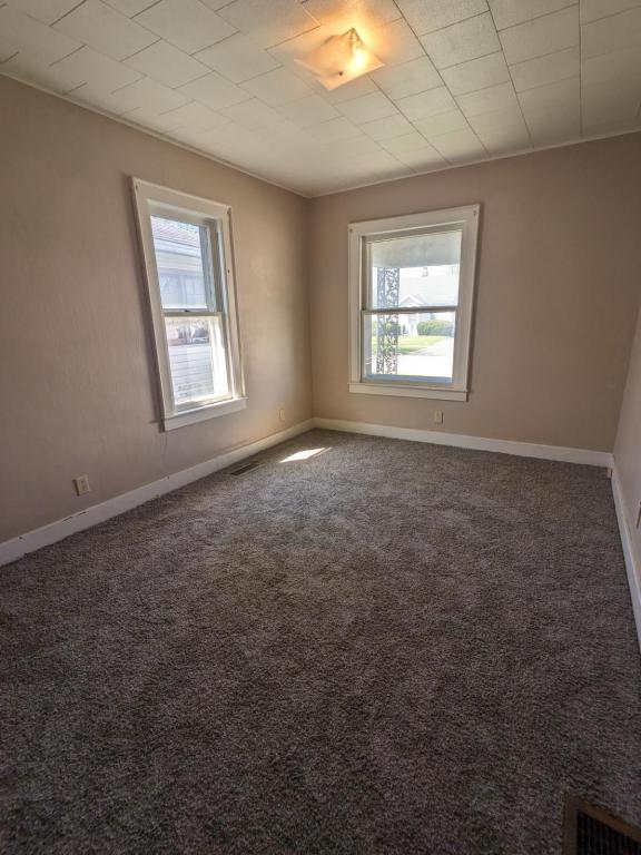 Building Photo - 1112 S Waugh St