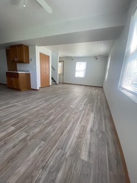 Building Photo - 2506 24th Pl