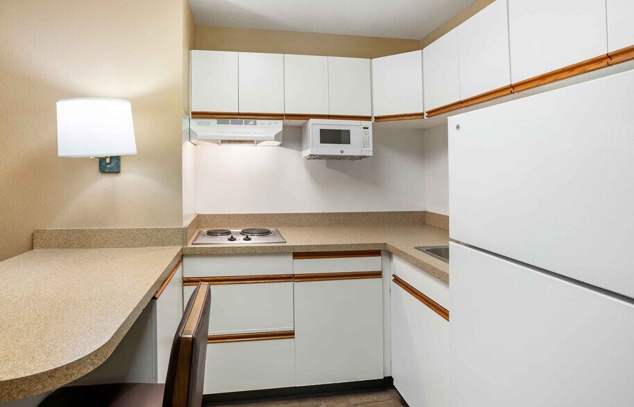 Building Photo - Furnished Studio-Philadelphia - Horsham - ...
