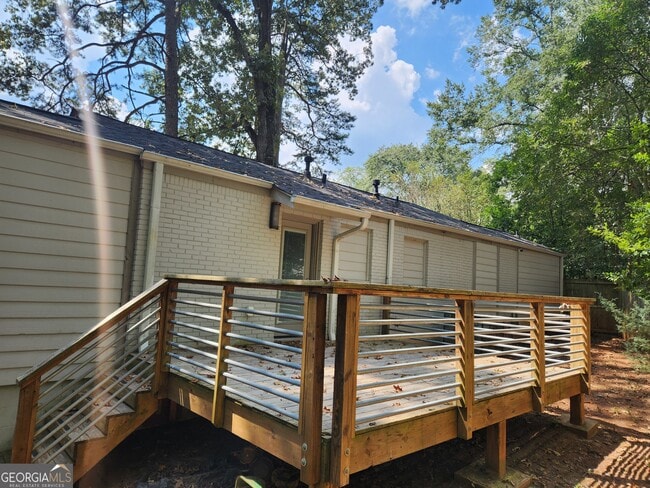 Building Photo - 2148 Clanton Terrace