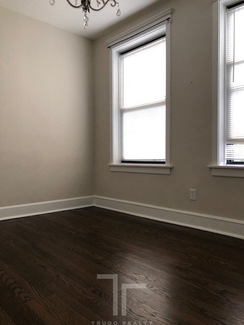 Building Photo - 1949 W Grace St