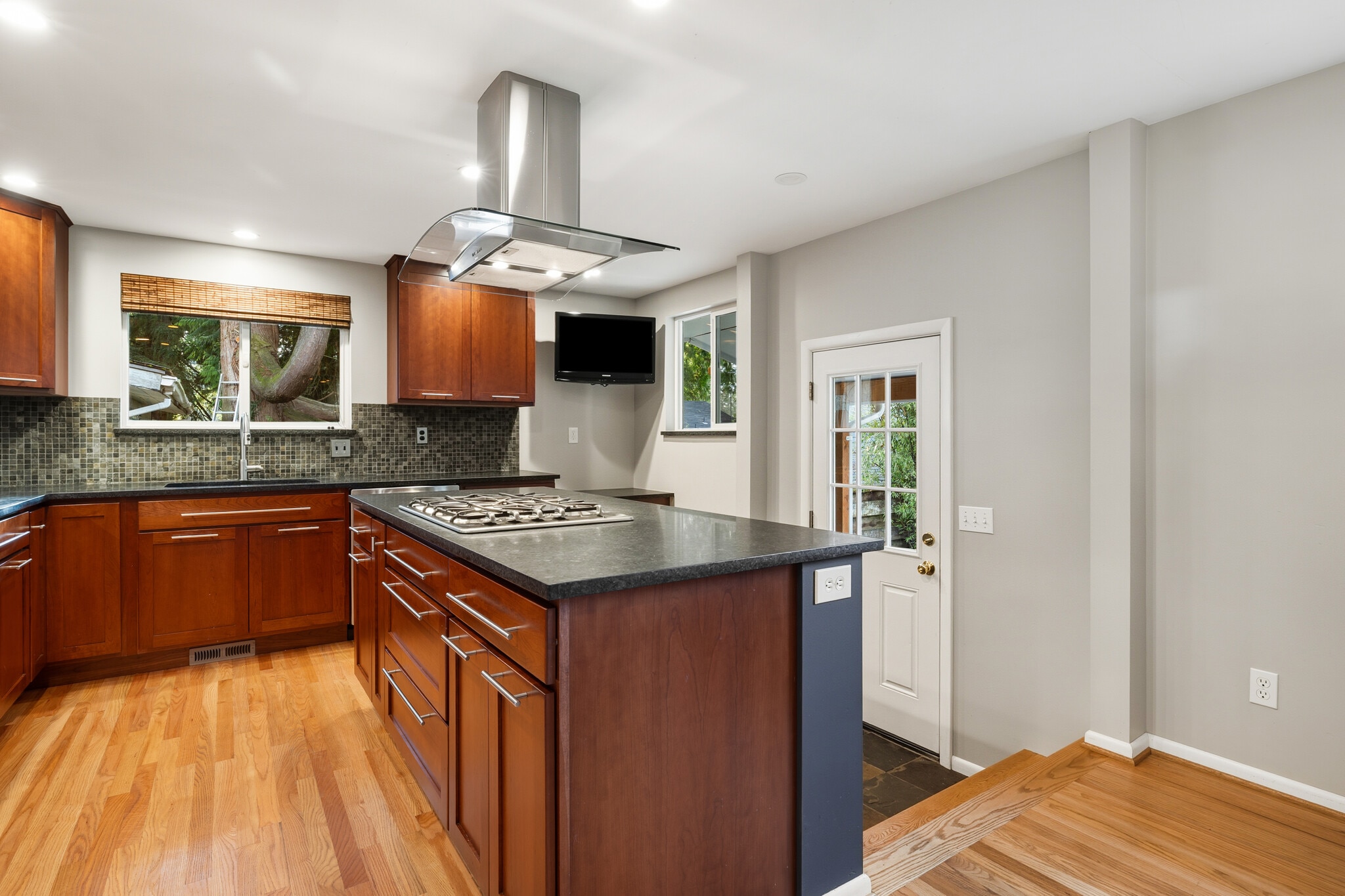 Building Photo - 19515 Fremont Ave N