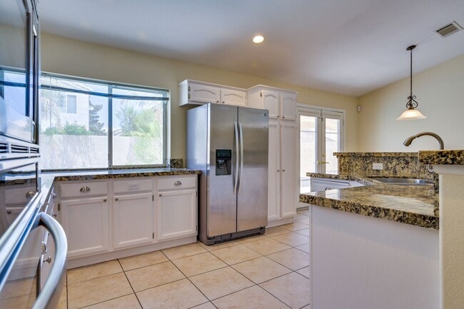 Building Photo - SE!! 4 Bedrooms!! Single Story!! NO HOA!! 3 Car Garage!!! Pool!!! Spa!!! RV Parking!!! Low mainte...