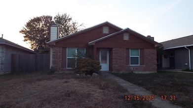 Building Photo - 7257 Fernview