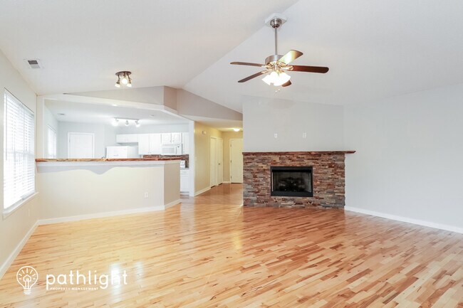 Building Photo - 110 Creeks End Circle, Mills River, NC, 28759