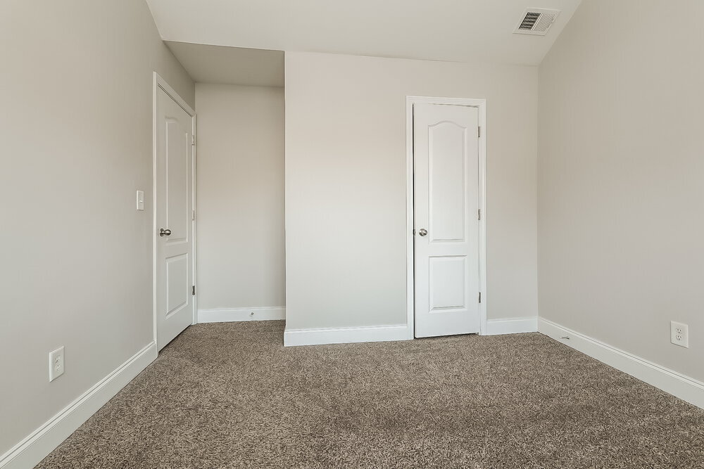 Building Photo - 1895 Logan Ridge Cir