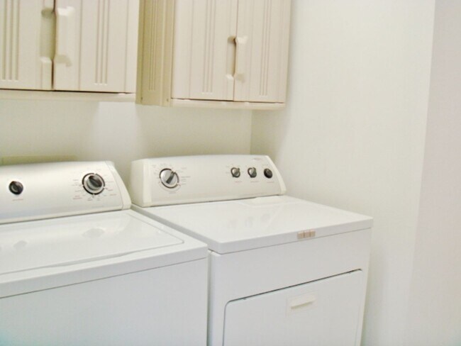Building Photo - Charming 2BR/2BA Home in Ocala Palms – Gol...