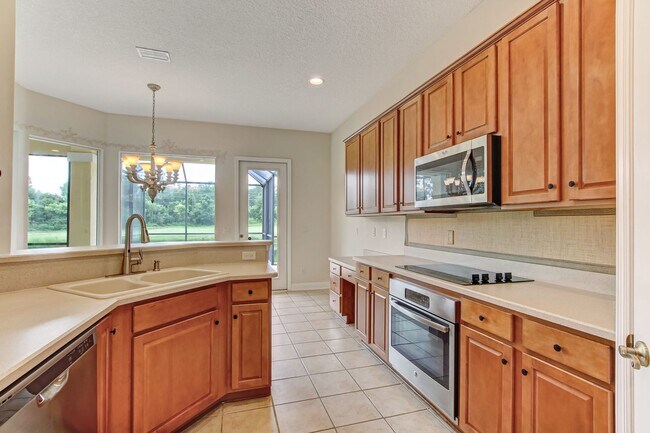 Building Photo - Lake  & Golf Course View Home in North Hampton